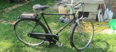 Bicicletta con motore