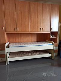 Armadio + scrivania + poltrona