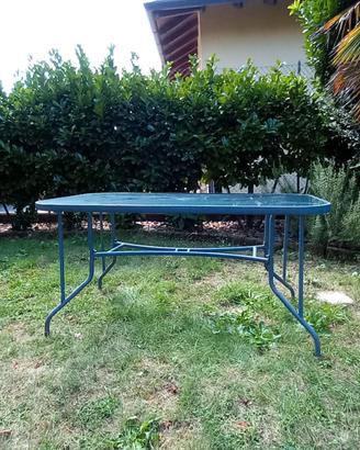 Tavolo da giardino - struttura in ferro e piano in