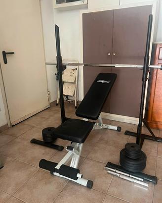 Set palestra con bilancere e manubri