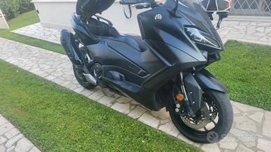 Yamaha t max 560 es garanzia