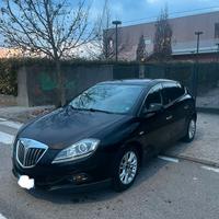 Lancia delta 1.4 gpl ideale per neopatentati 