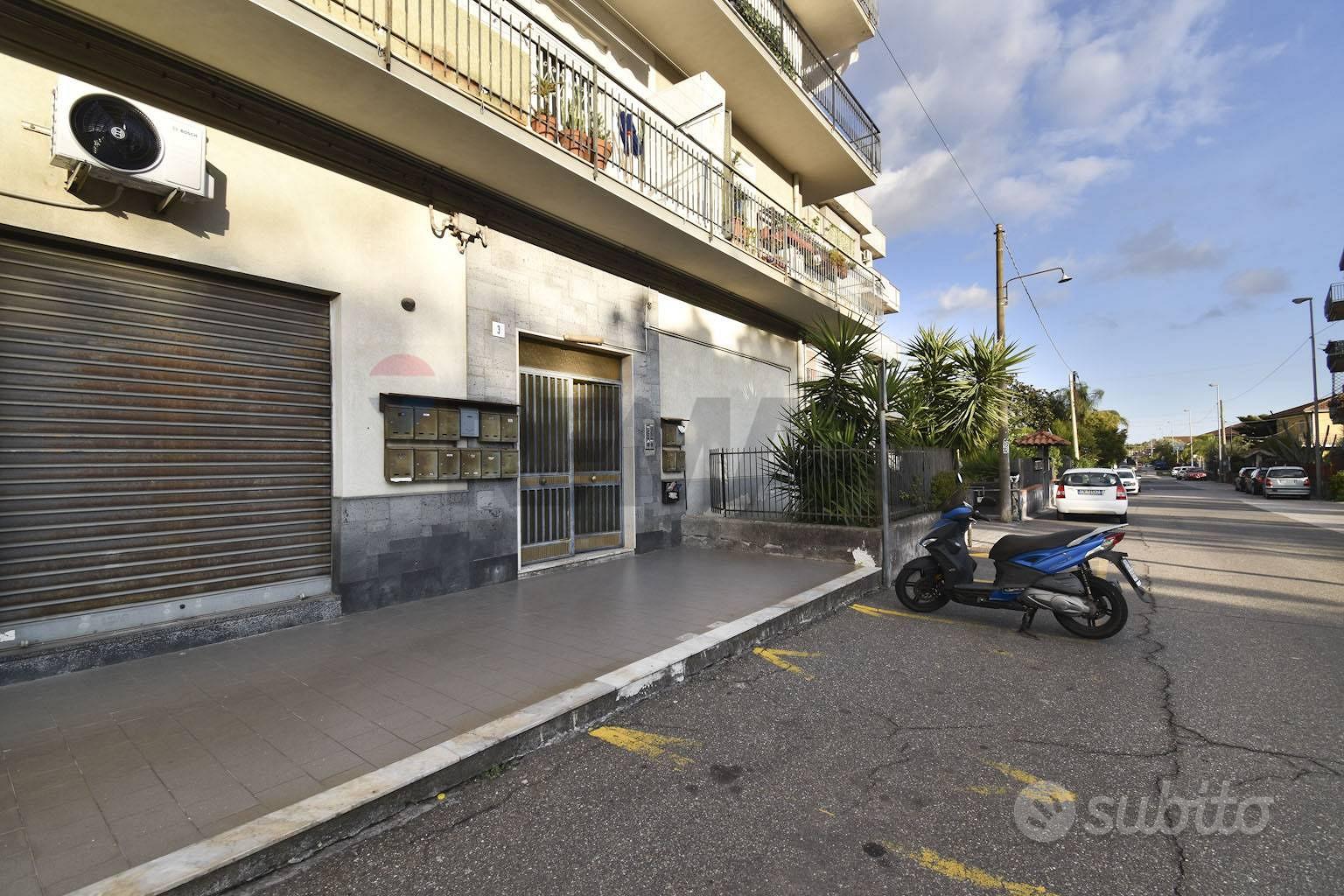 Appartamento - San Giovanni la Punta - Vista 2