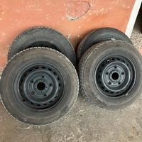 Cerchi 15 “ ford transit custom gomme invernali