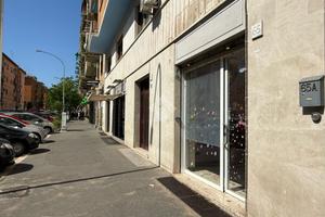 NEGOZIO A ROMA