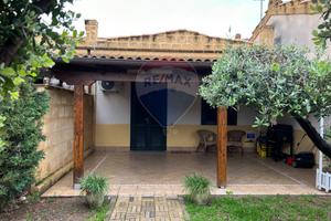 Villa a schiera - Campofelice di Roccella