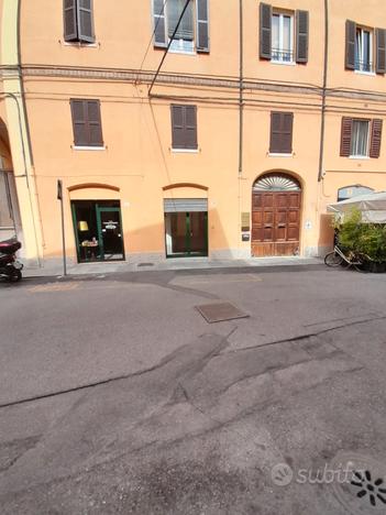 Negozio in centro storico a Modena