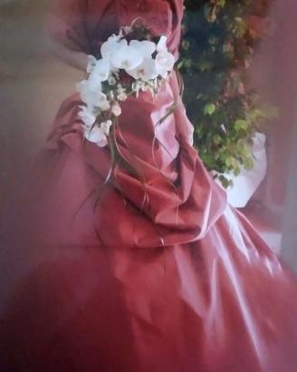 Abito da sposa rosso con riflessi taglia 44