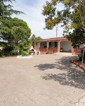 Villa o villino Casamassima [CASAMASSIMA 523VRG]