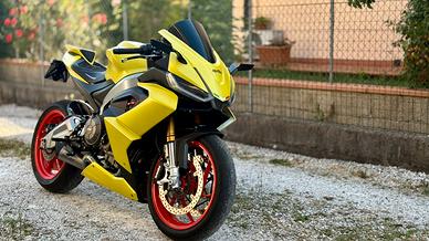 Aprilia rs 660