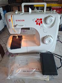 Macchina da cucire SINGER elettrica a pedale