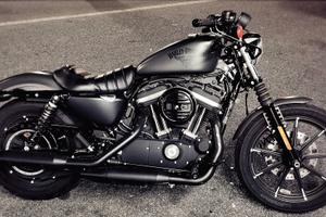 Harley Davidson Sportster Iron 883 - 2018 Full