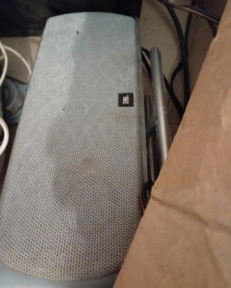 Casse per audio e batteria portatile 