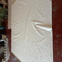 Telo pvc con bordo e occhielli