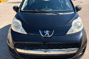 PEUGEOT 107 1.0 Benzina