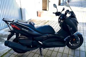 YAMAHA XMAX 400