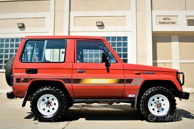 Ricambi Toyota Land Cruiser LJ70 faro tondo