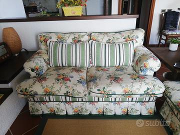 2 divani stile provenzale