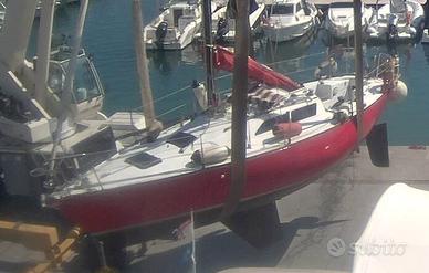 Barca a vela-natante- alla boa-regata/crociera