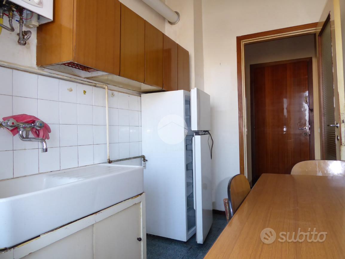 2 LOCALI A STRADELLA - Vista 5