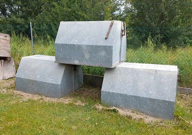 Contenitori in ferro zincato
