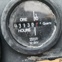 Mietitrebbia New Holland 8040