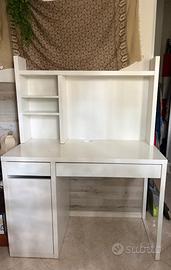 Scrivania bianca ikea