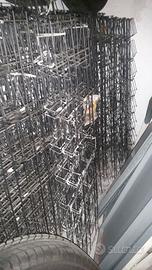 A disposizione espositore/i usati o nuovi