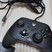 powera fusion pro 2. controller cablato.