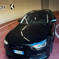 Audi a4 quattro sline allestimento S4