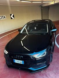 Audi a4 quattro sline allestimento S4