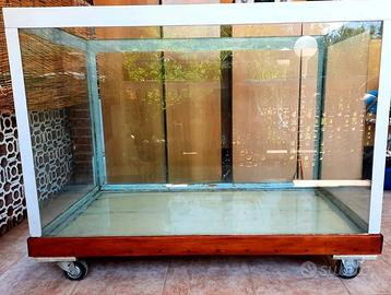 Acquario artigianale