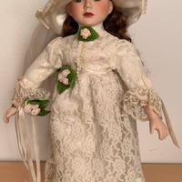 Bambola di porcellana Symphonie Sophie