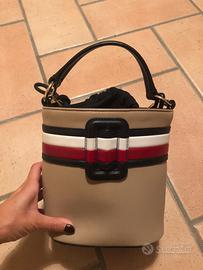 Borsa a secchiello Tommy Hilfiger originale
