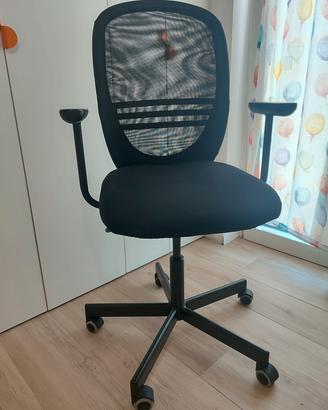 Sedia Ikea Flintan con braccioli