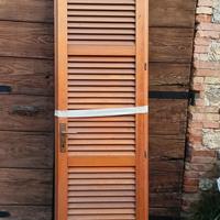 Porta persiana in legno da esterno 