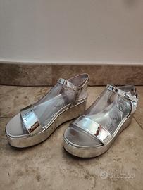 Sandali NUOVI  argento lucido PRIMA DONNA 