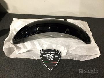 Parafango anteriore nero Nevada/V7 Classic