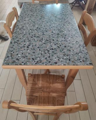 Tavolo in legno + sedie