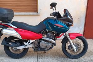 Suzuki XF Freewind 650 - 1997