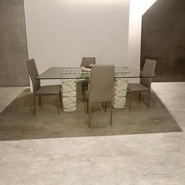 Tavolo in pietra leccese 