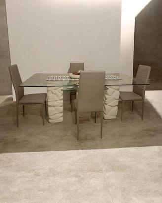 Tavolo in pietra leccese 