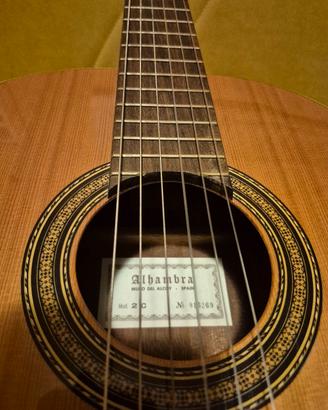 Chitarra classica alhambra mod. 2C