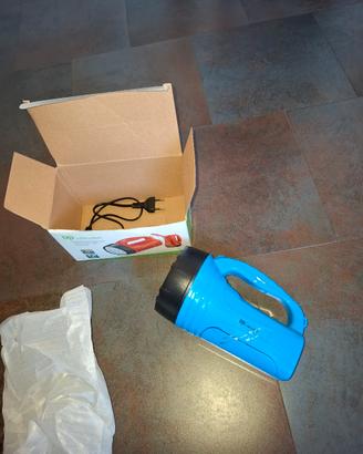 torcia  portatile ricaricabile