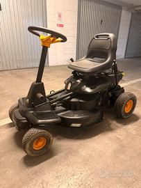 Trattorino tagliaerba