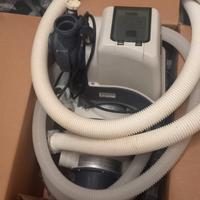 pompa per la piscina 