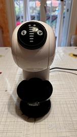 Macchina caffè Nescafé dolce gusto