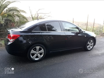 Auto Chevrolet cruze LT
