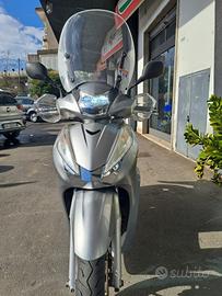 HONDA SH 300 - 03/2018 - GARANZIA 12 MESI