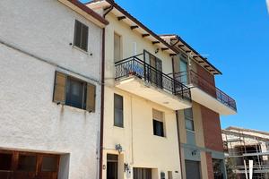 Casa a schiera